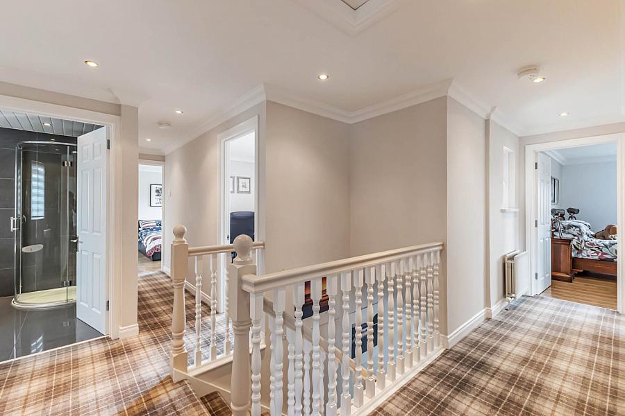14 Magheralave Court