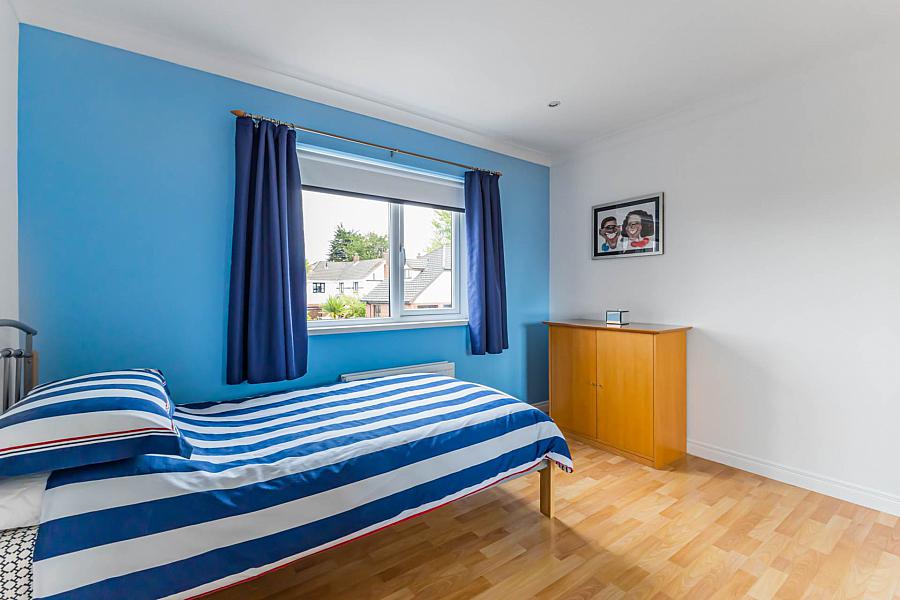 14 Magheralave Court