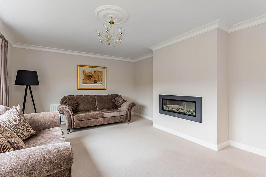 14 Magheralave Court