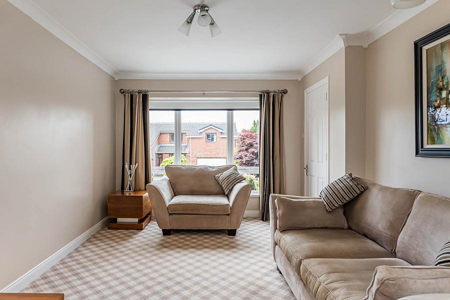 14 Magheralave Court
