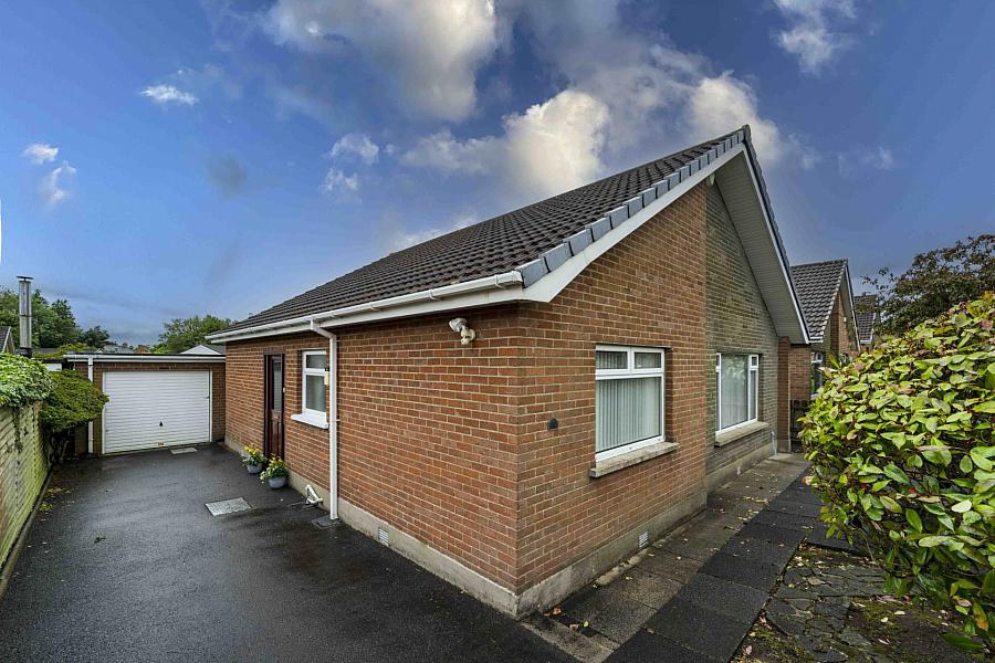 16 Thornleigh Close