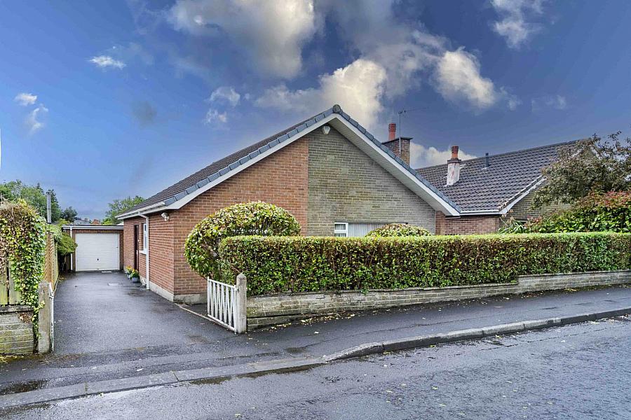 16 Thornleigh Close