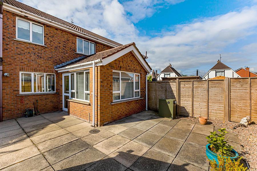 7 Willow Lodge
