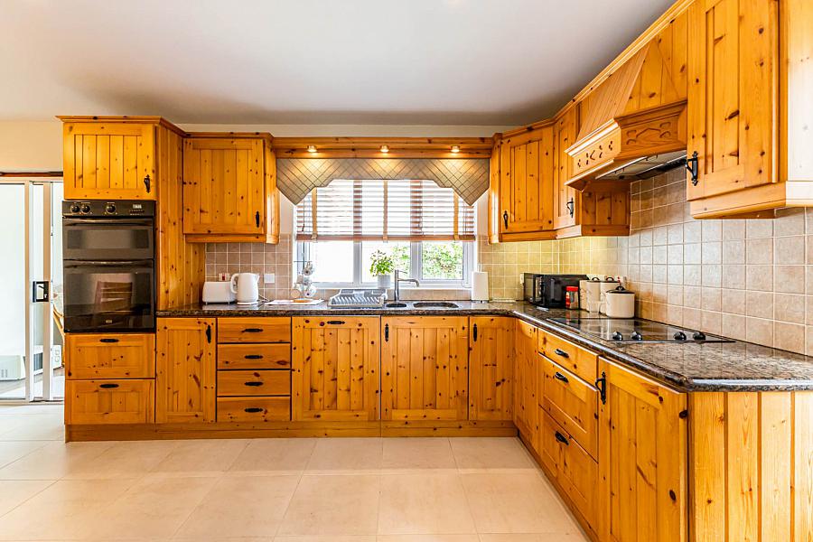 7 Willow Lodge