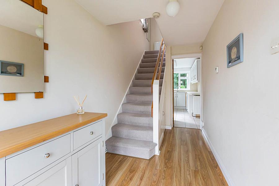 44 Woodview Crescent