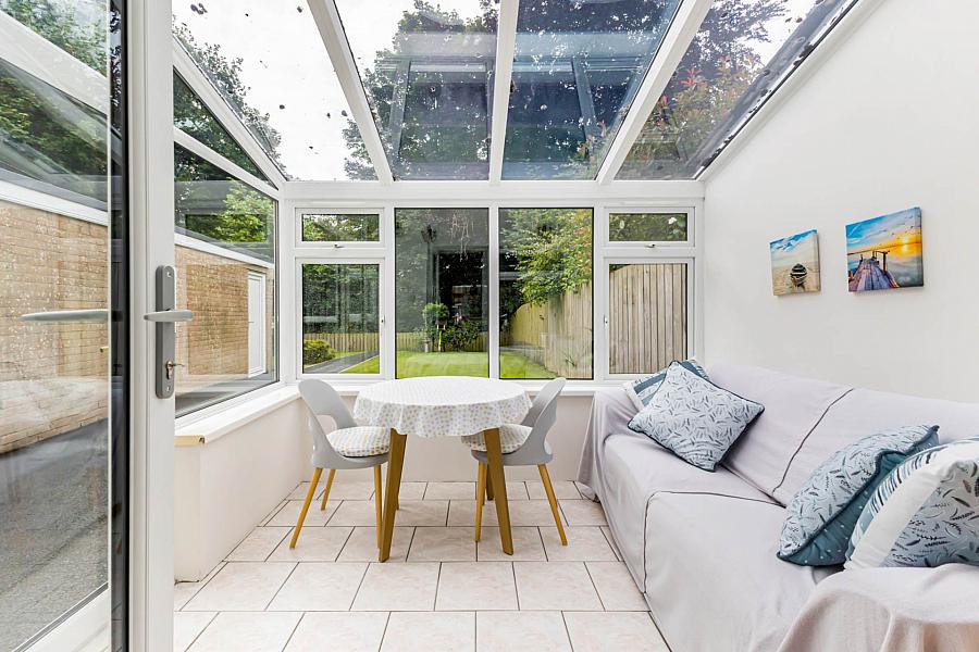 44 Woodview Crescent