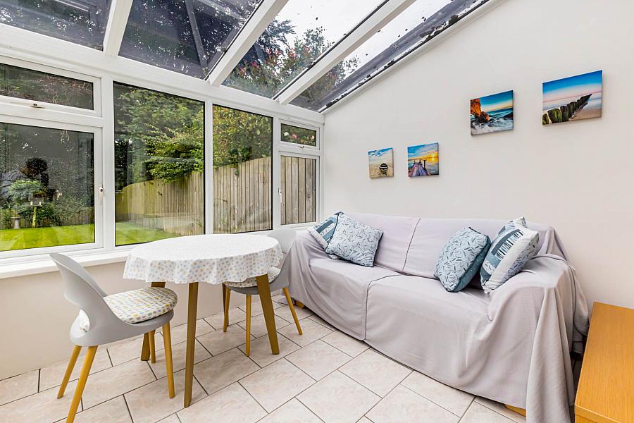 44 Woodview Crescent