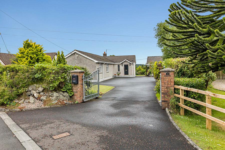 1 Cargacreevy Road