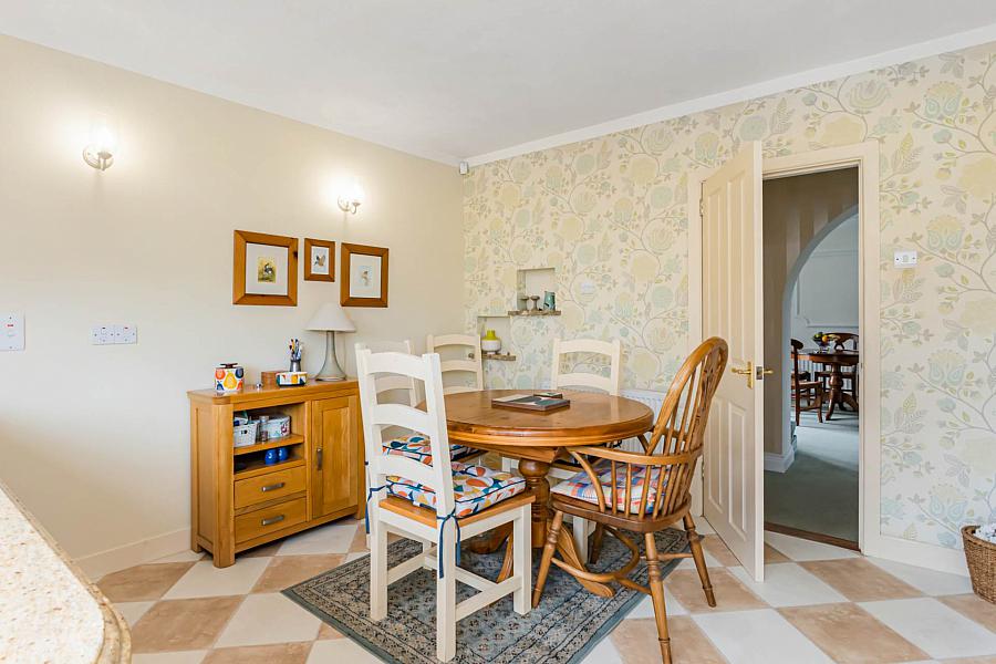 1 Cargacreevy Road