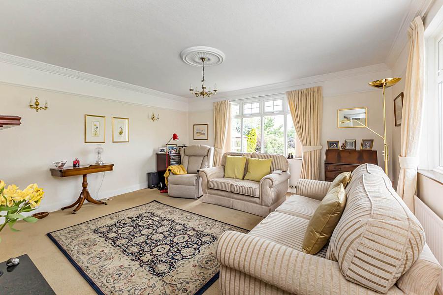 1 Cargacreevy Road