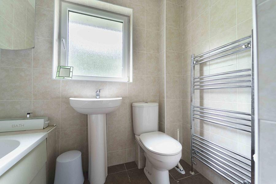 14 Glenmore Court