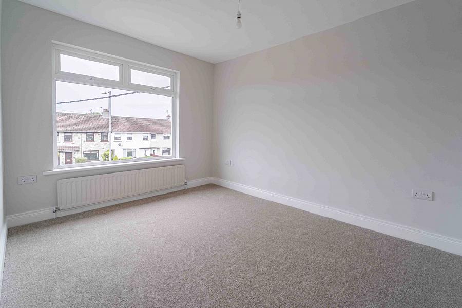 96 Moss Road