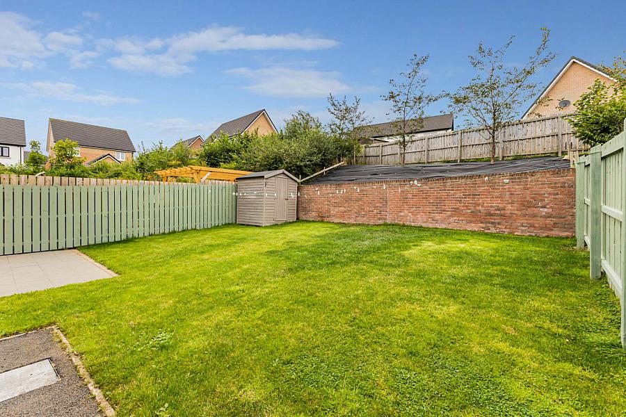 16 Sir Richard Wallace Crescent