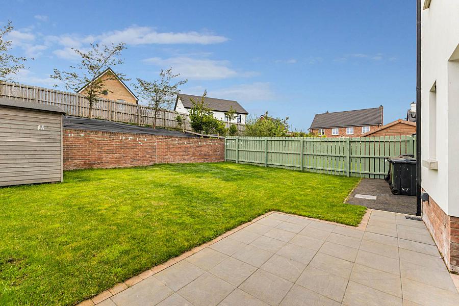 16 Sir Richard Wallace Crescent