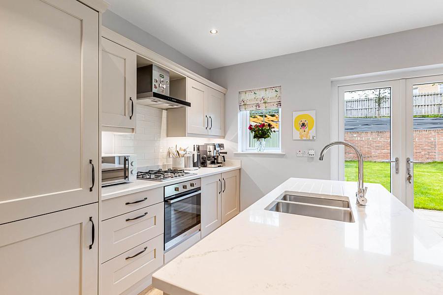 16 Sir Richard Wallace Crescent
