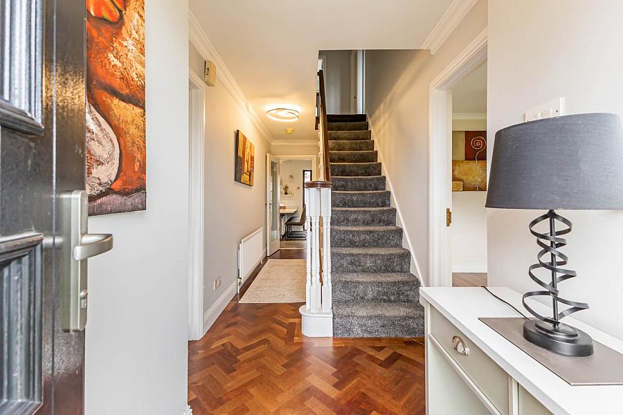 4 Church Glen