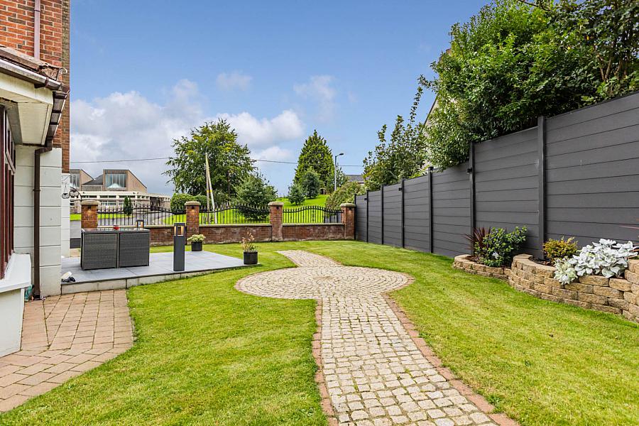 4 Church Glen