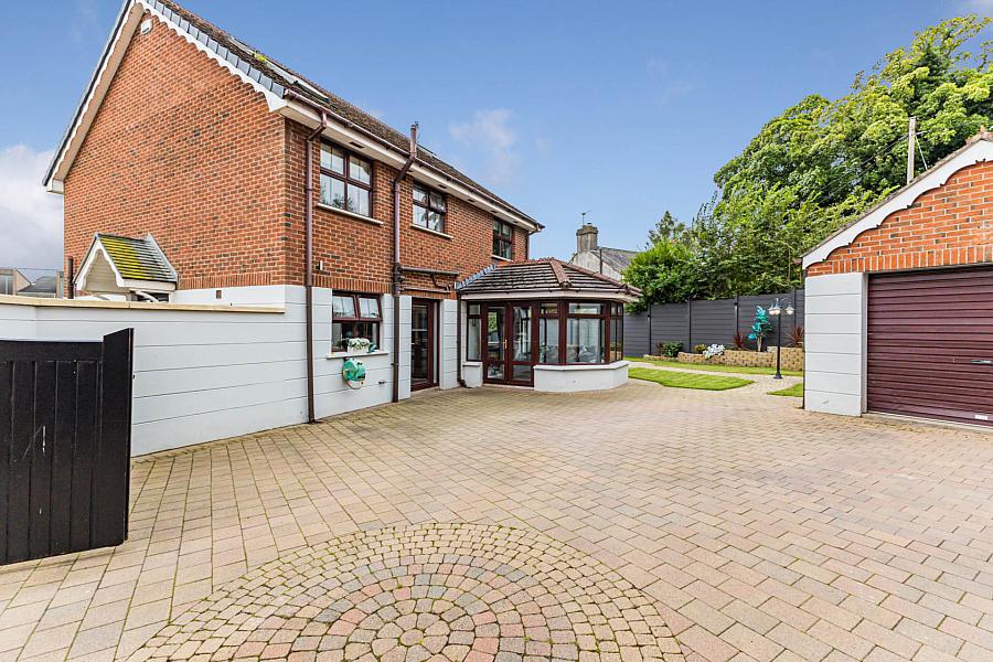 4 Church Glen