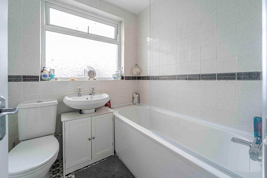 73 Hillhall Road