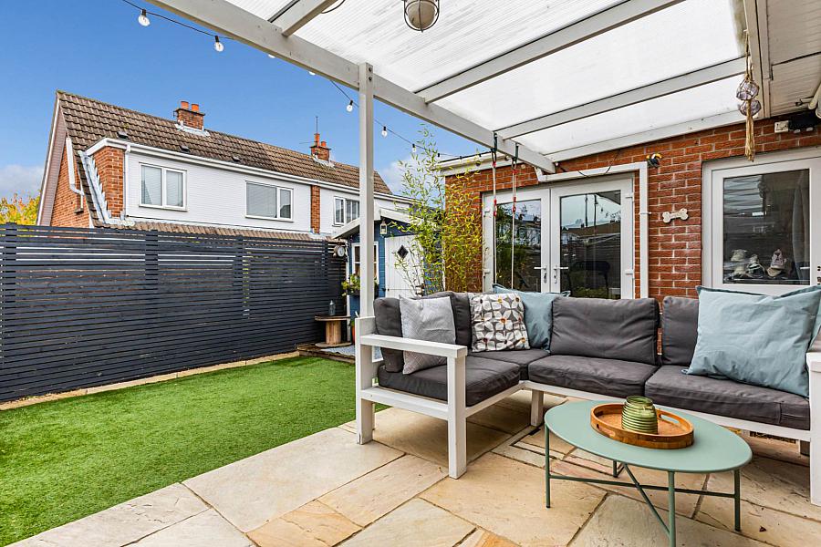 5 Sharry Drive 5 Sharry Drive
