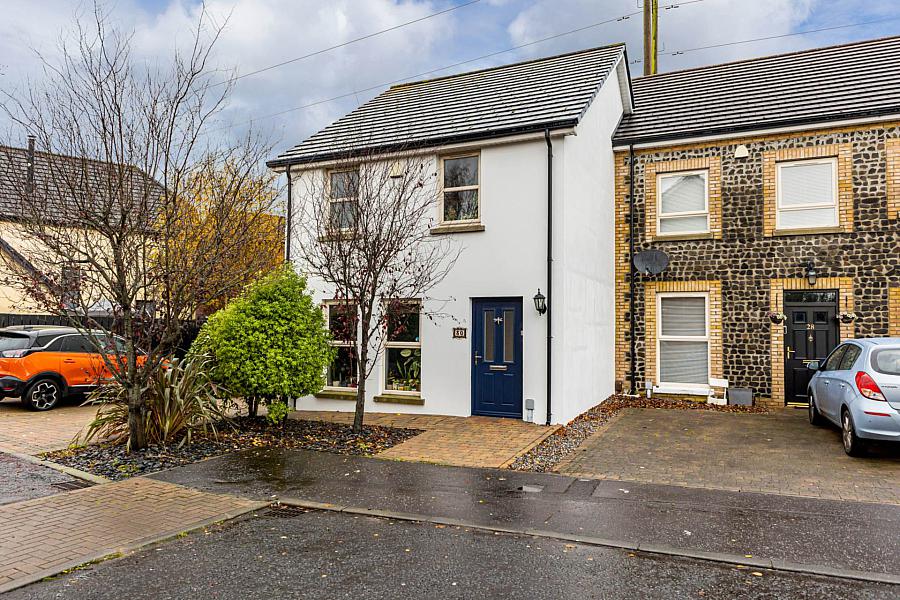 30 Lady Wallace Gardens