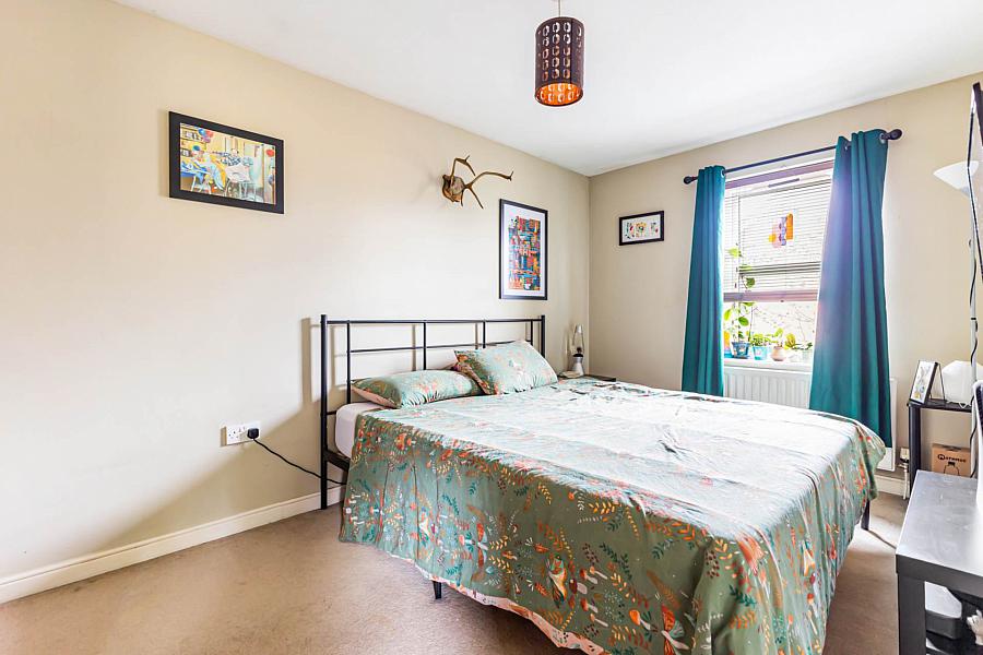 30 Lady Wallace Gardens