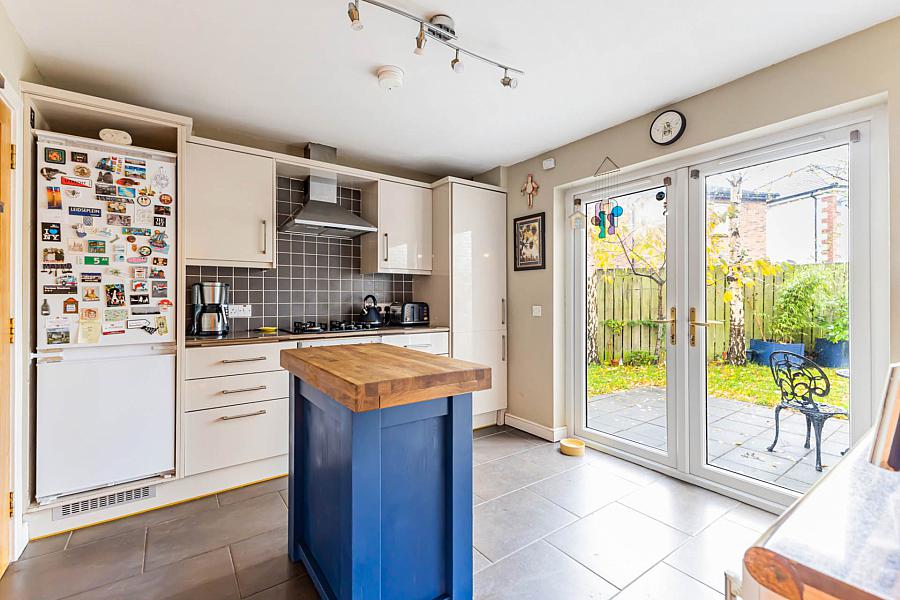 30 Lady Wallace Gardens