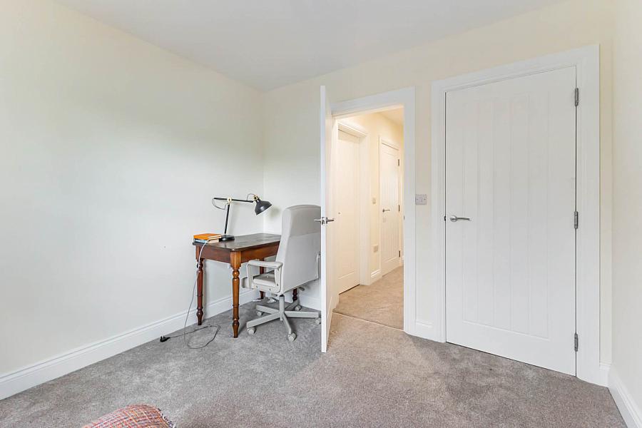 16 Churchview Meadows