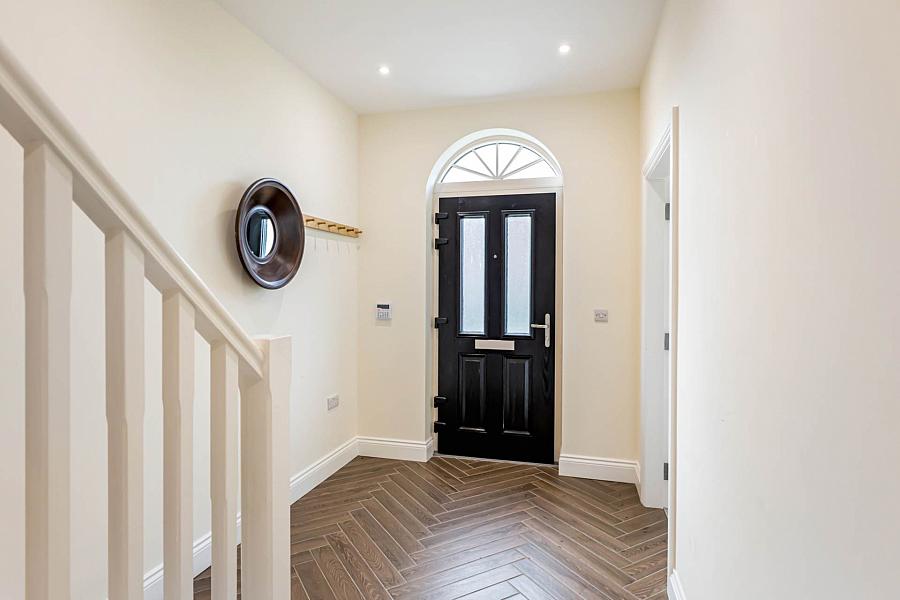 16 Churchview Meadows