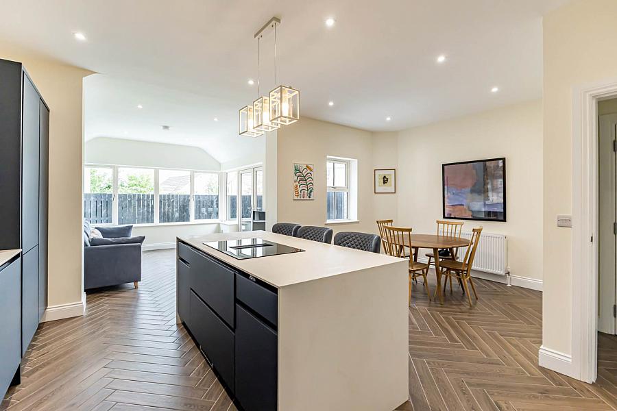 16 Churchview Meadows