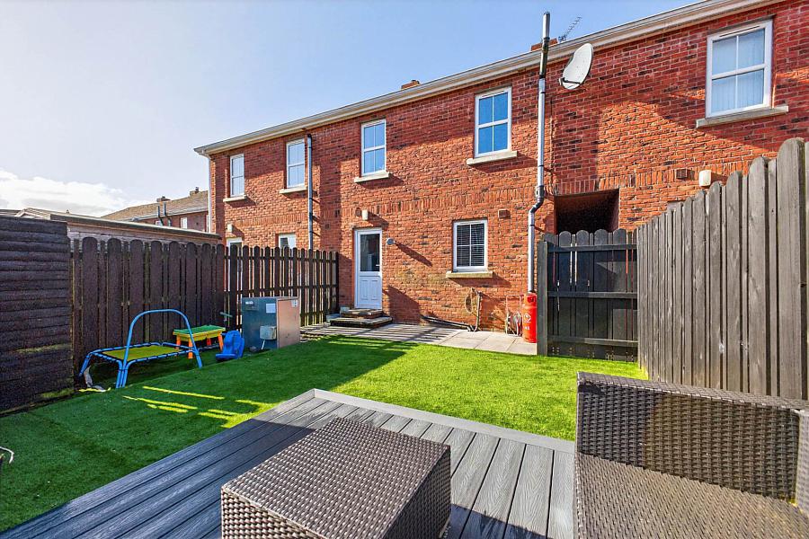 76 Wellington Park Avenue