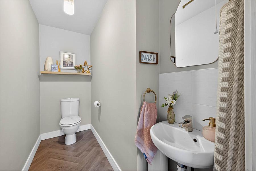 76 Wellington Park Avenue