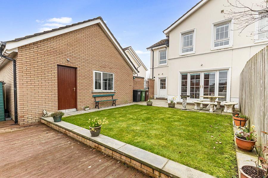 11 Berkeley Hall Square