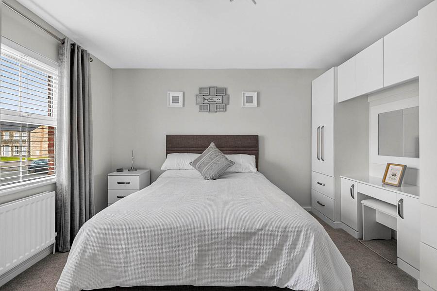 130 Wellington Park Avenue