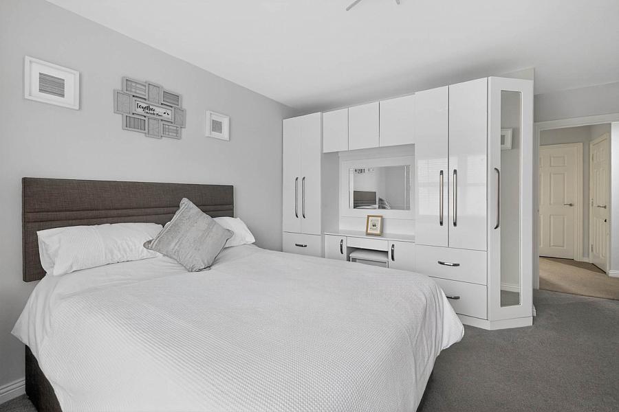 130 Wellington Park Avenue