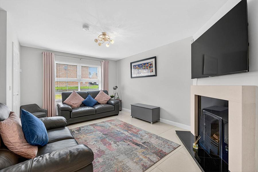 130 Wellington Park Avenue