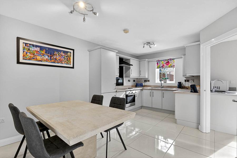 130 Wellington Park Avenue