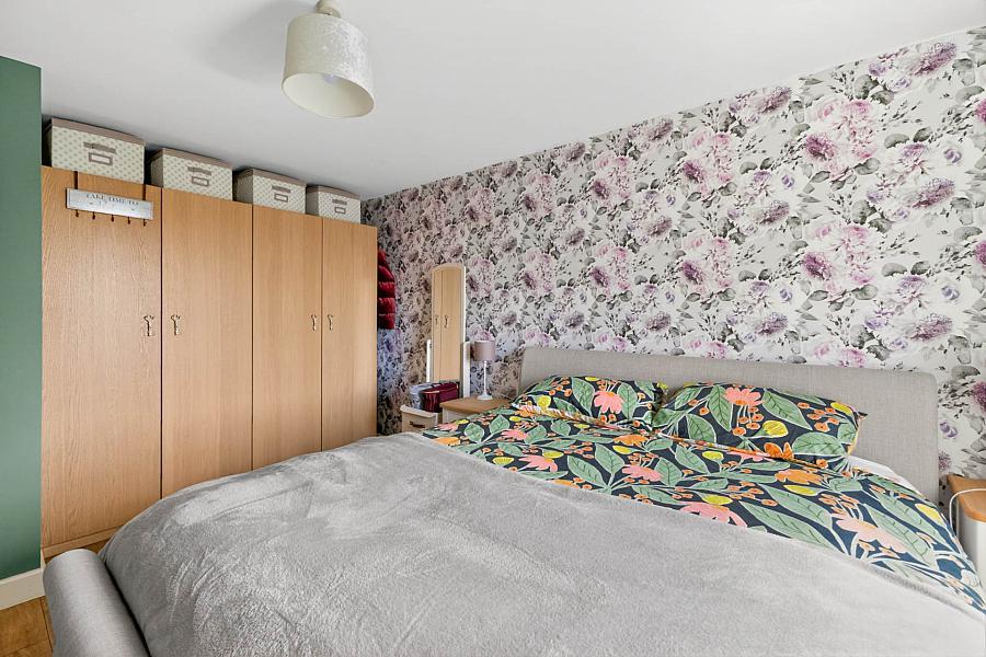 3A Holstein Crescent