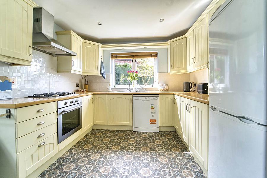 8 Primrose Garden Village