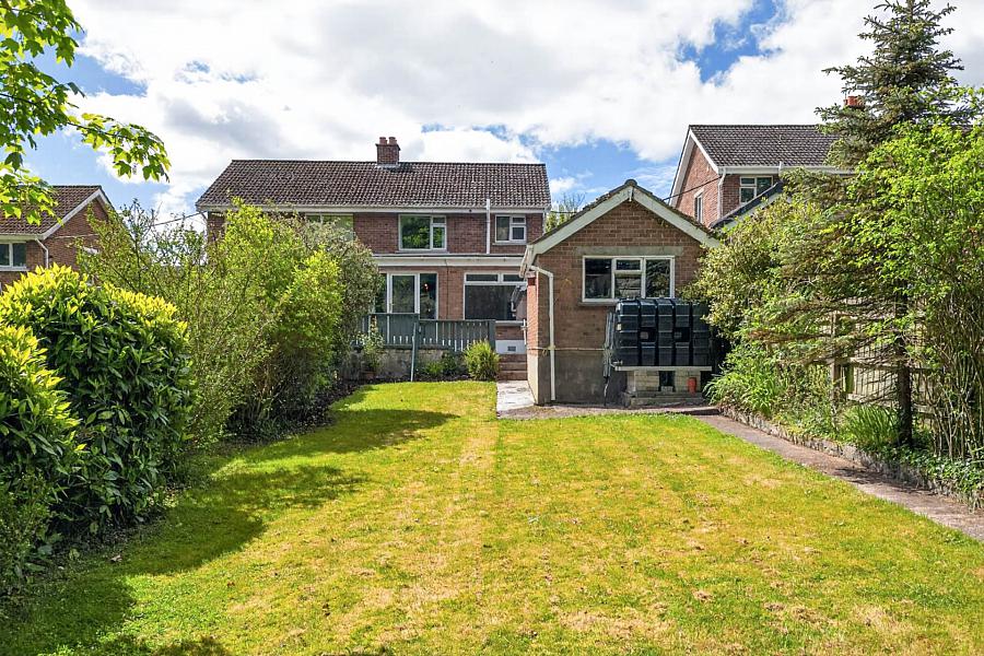 20 Beechdene Gardens
