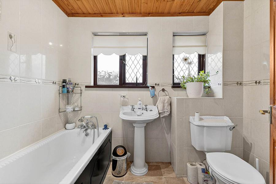 22 Edenvale Gardens