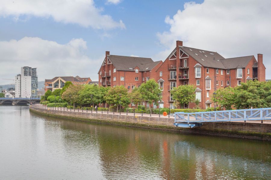 18 Laganview Court, Belfast City Centre, Belfast, BT5 4AR