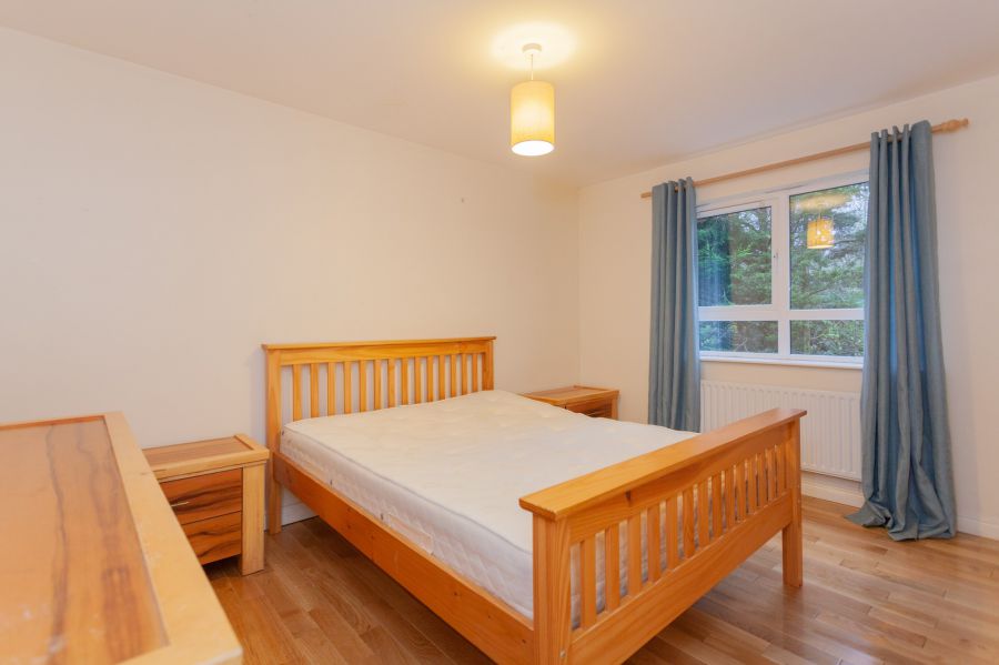 8 Park View