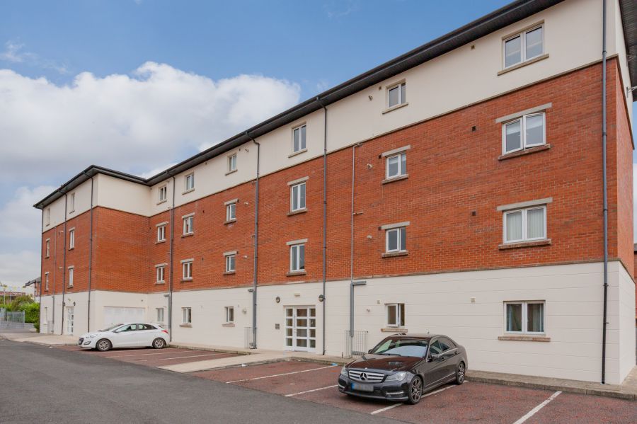 9 Oak Villa