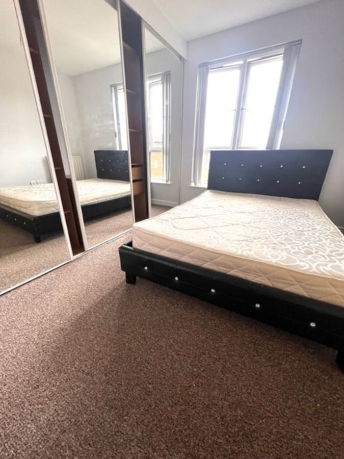 9 Oak Villa