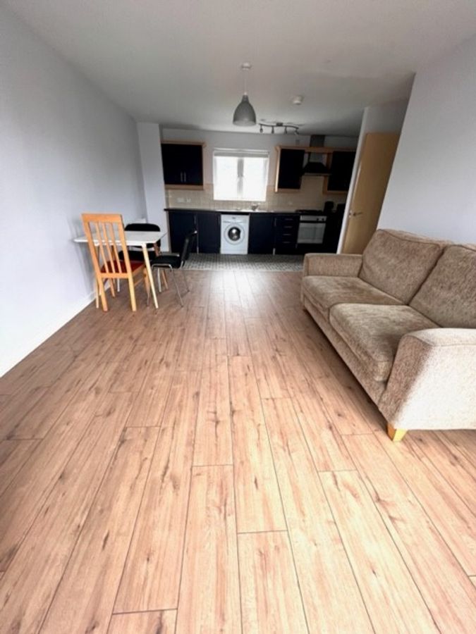 9 Oak Villa