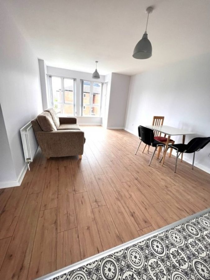 9 Oak Villa