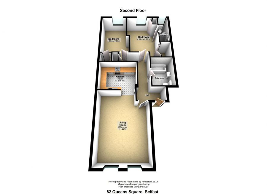 82 17 Queens Square