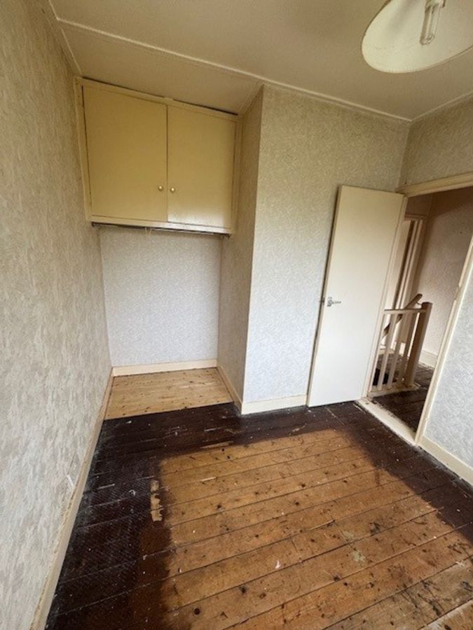 221 Joanmount Gardens