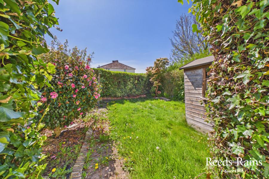 21 Campbell Park Avenue
